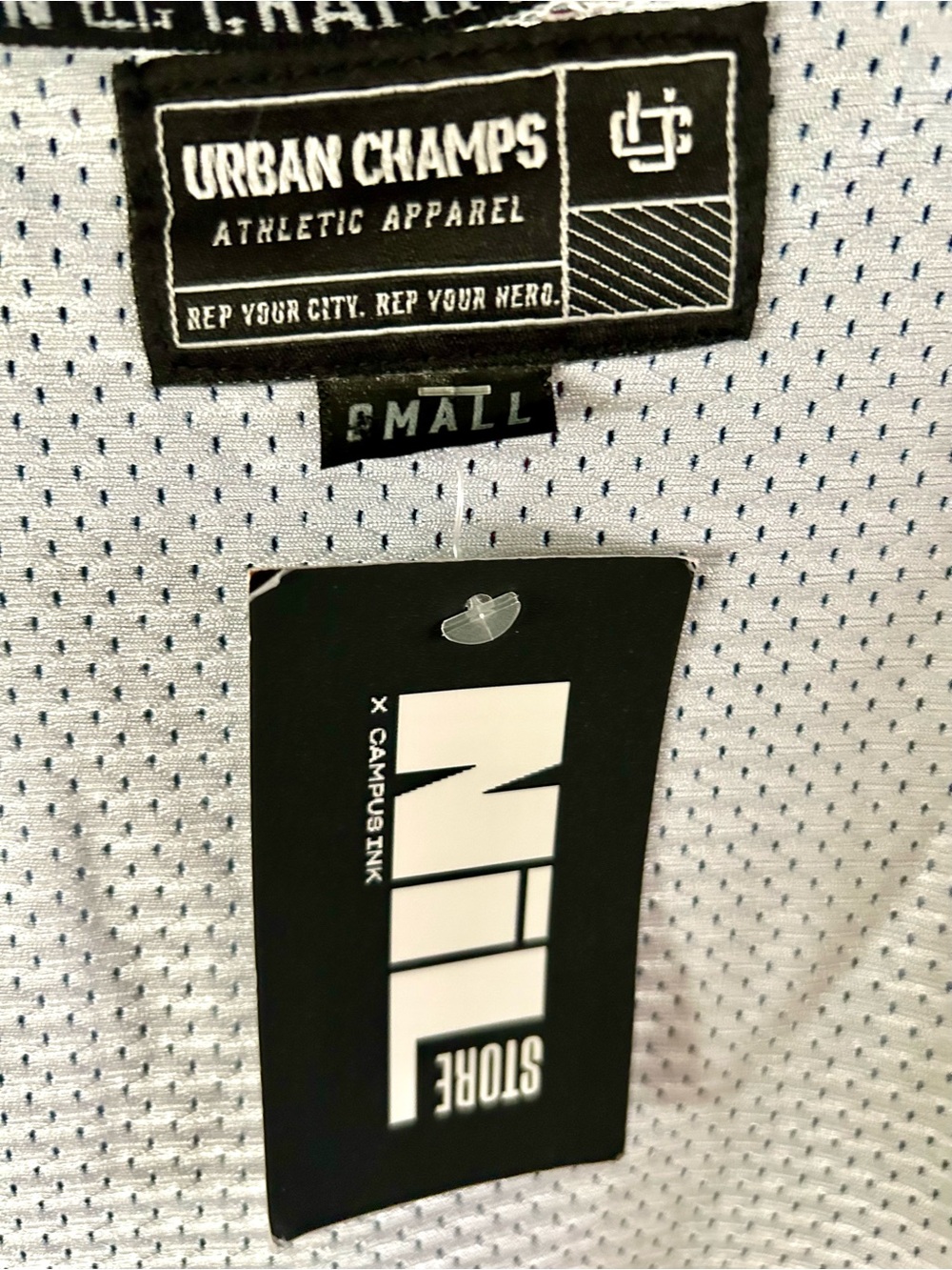NWT UConn Paige Bueckers 5 Urban Champs Official NIL Basketball Jersey Small - Picture 6 of 8